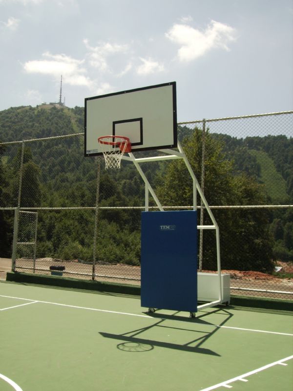 Dört Ayaklı Seyyar Basketbol Potası