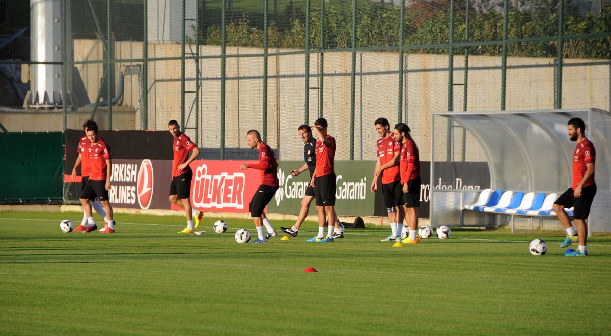 Futbol Yedek Kulübesi